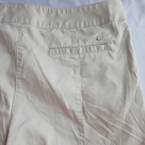 Nike Golf Shorts Womens 12 Beige Khaki Fit Dry Chino Performance Walking Casual - Picture 3 of 7